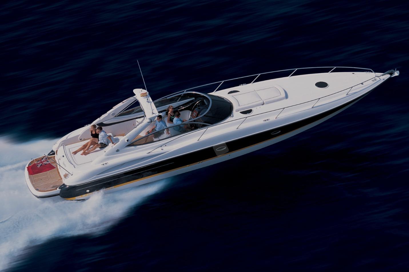 Sunseeker Superhawk 50 en navigation — photo illustrative